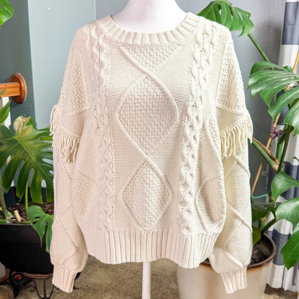 Promesa Textured Knit Cream Sweater